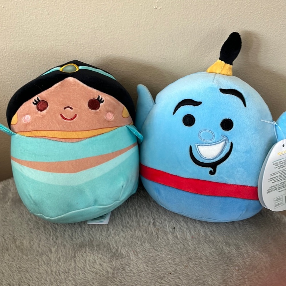 Disney genie and jasmine squishmallows NWT